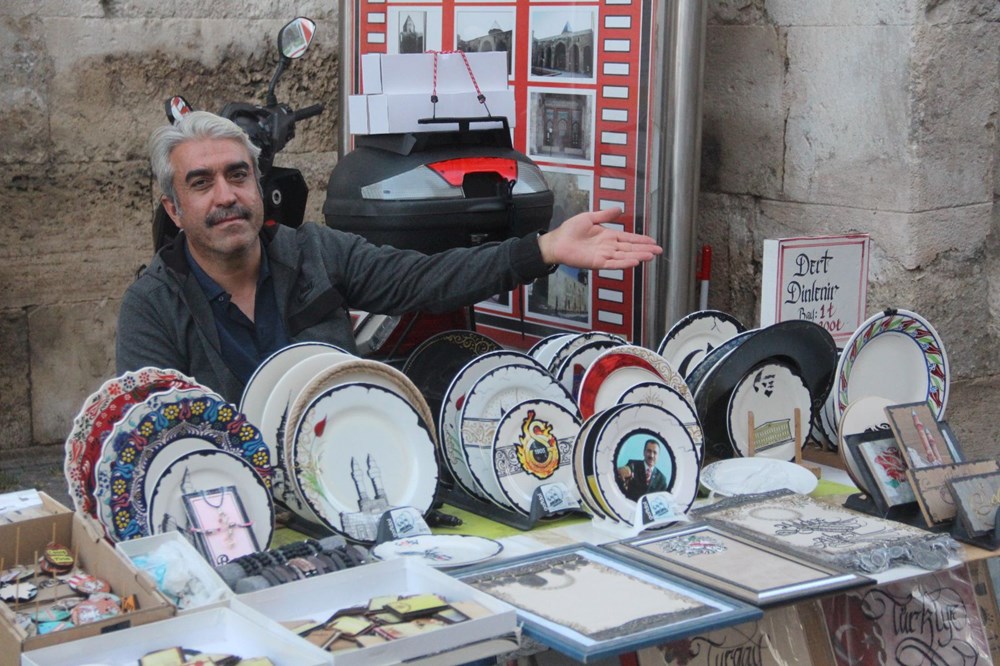 Ücret karşılığı dert dinliyor: Kadınlar 200, erkekler 1 TL - 3