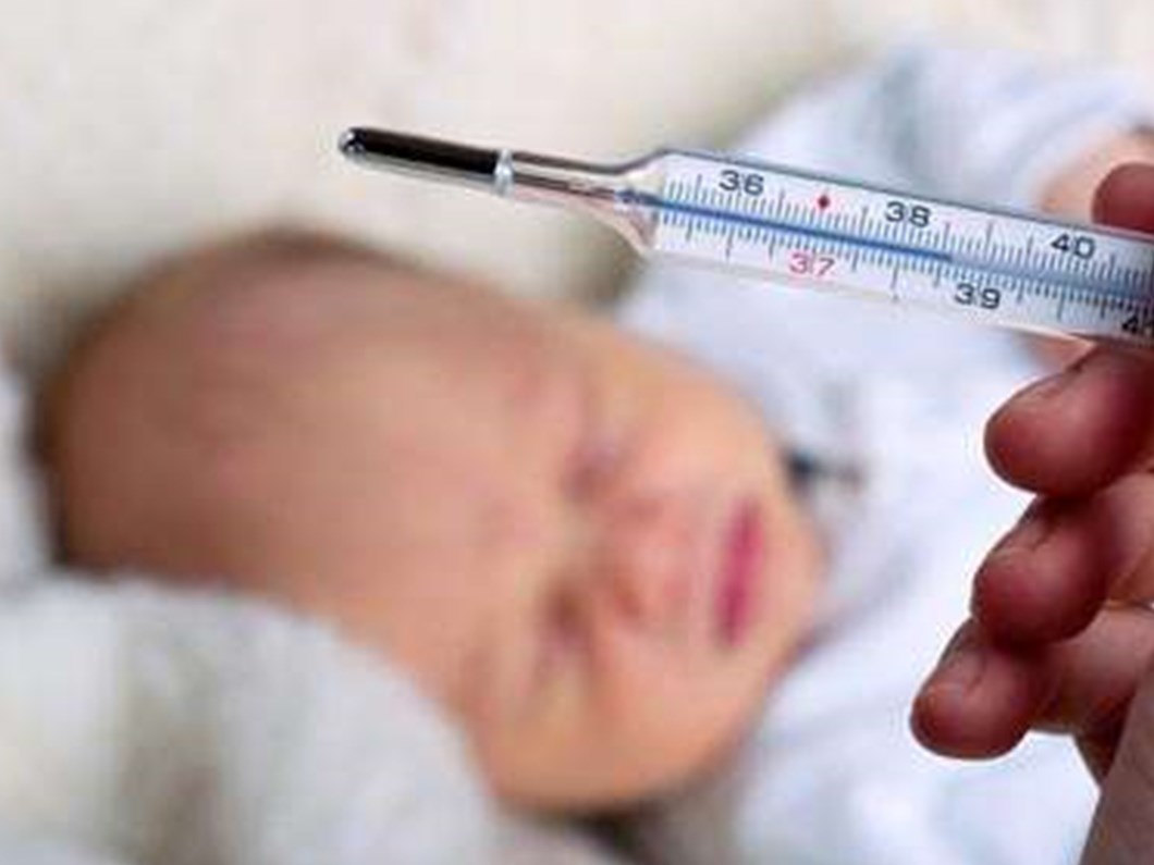 ates ve burun kanamasi losemi belirtisi