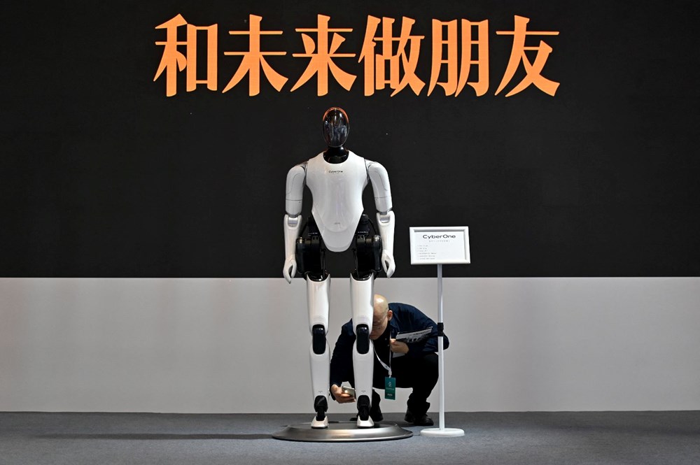 8. Dünya Robot Konferansı başladı: Cyber köpekten insansı robotlara yüzlerce robot sahnede - 12