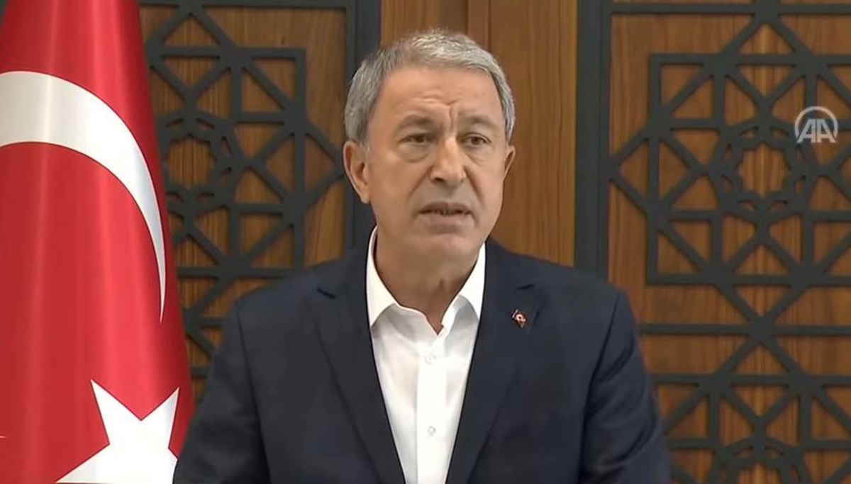 Suriye'deki iki askeri üsse saldırı | Akar: 10 terörist etkisiz hale getirildi Suriye'deki iki askeri üsse saldırı | Akar: 10 terörist etkisiz hale getirildi
