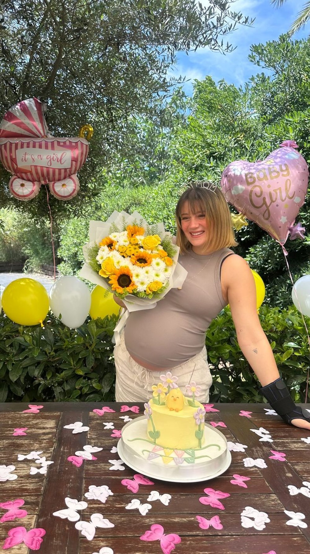 Gizem Karaca'nın annelik heyecanı: Bebeğinin cinsiyetini açıkladı 75 Q5nV2Ql akC WZPM6Ir2tQ