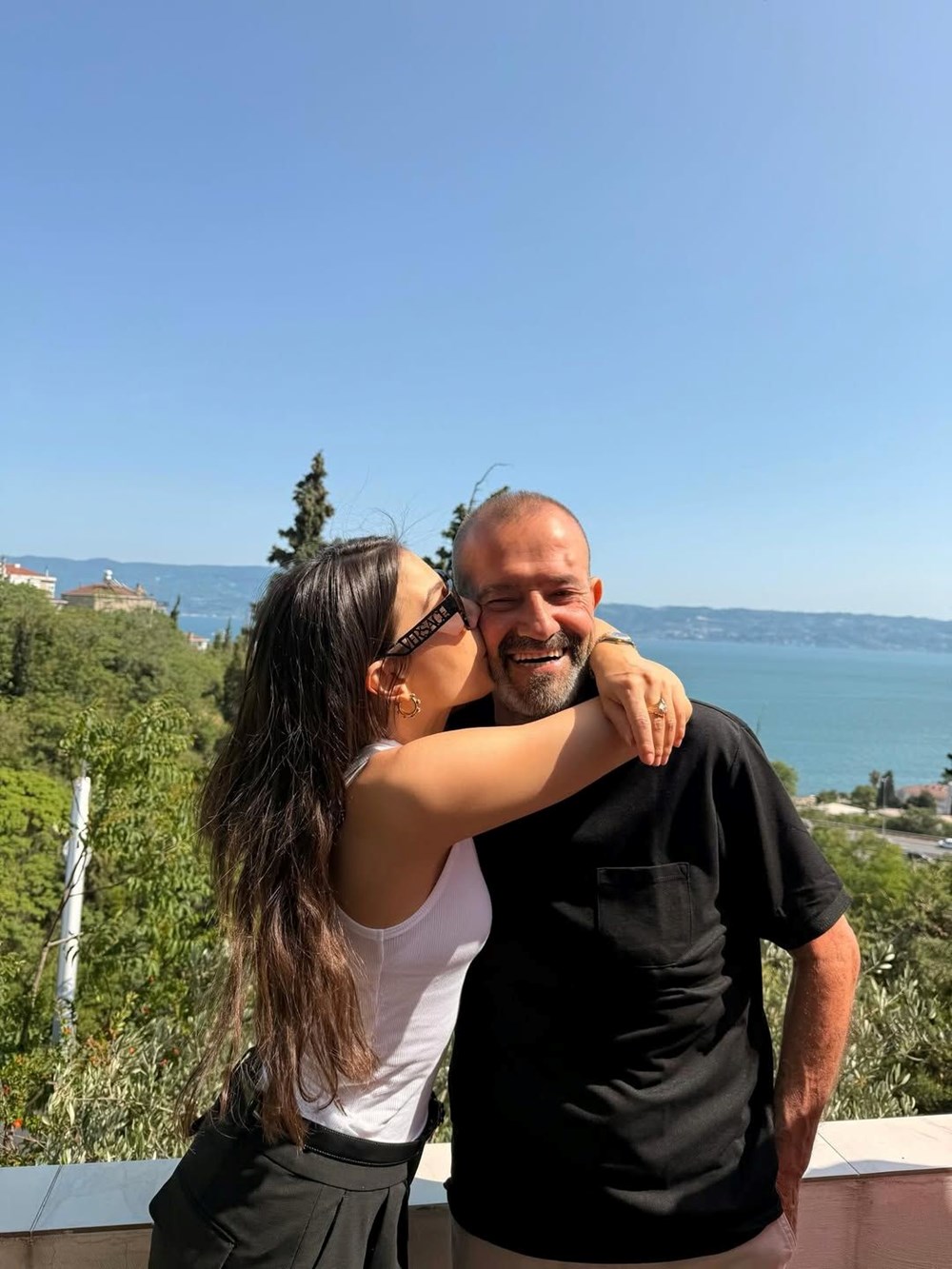 Demet Özdemir ile ablası Derya Özdemir'den yeni pozlar: Sen hep ilk sıradasın - 2