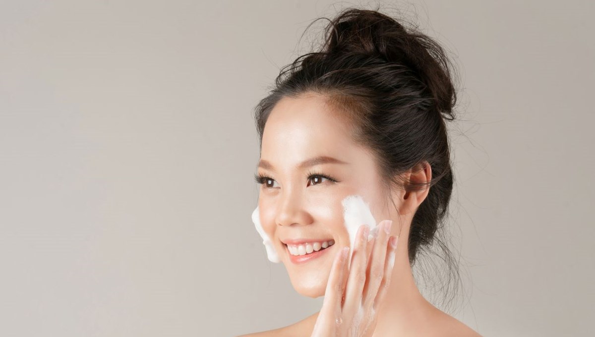 İçten gelen Kore ışıltısı: 1 ayda cam gibi bir cilt için 5 alışkanlık