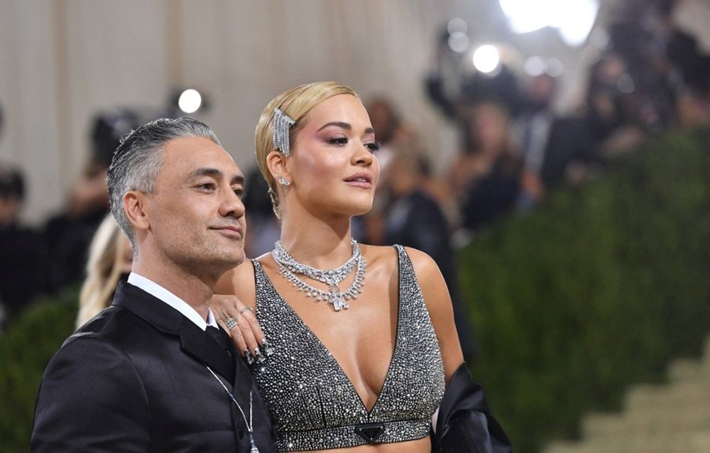 Rita Ora ile Taika Waititi nişanlandı - 3