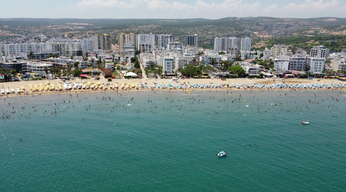 321 kilometrelik Mersin sahili doldu taştı