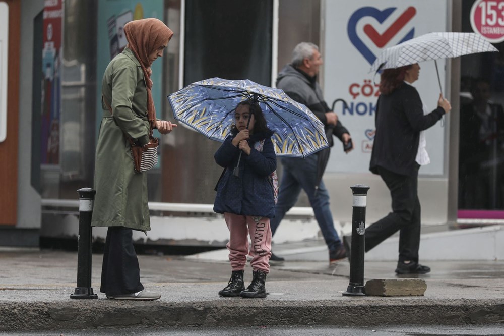 Bu illere dikkat! Kuvvetli yağış akşama kadar sürecek (Bugün hava kaç derece?) - 4