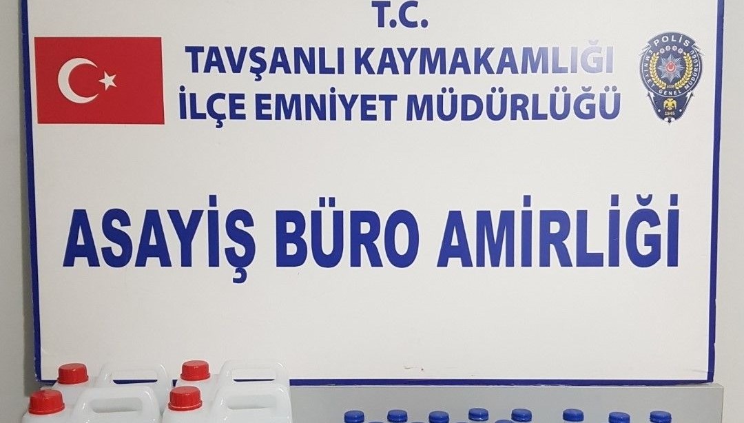 Tavşanlı'da 20 litre etil alkol ele geçirildi