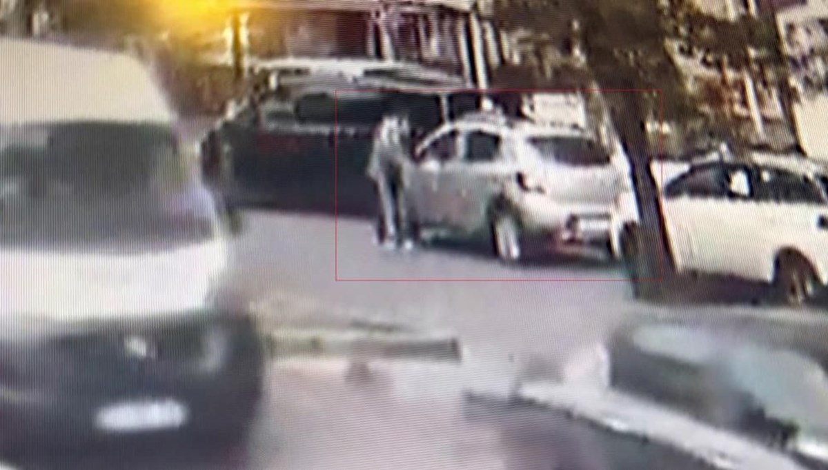 İstanbul'da sinyal kesicili soygun! 300 bin lirayla kayıplara karıştı İstanbul'da sinyal kesicili soygun! 300 bin lirayla kayıplara karıştı