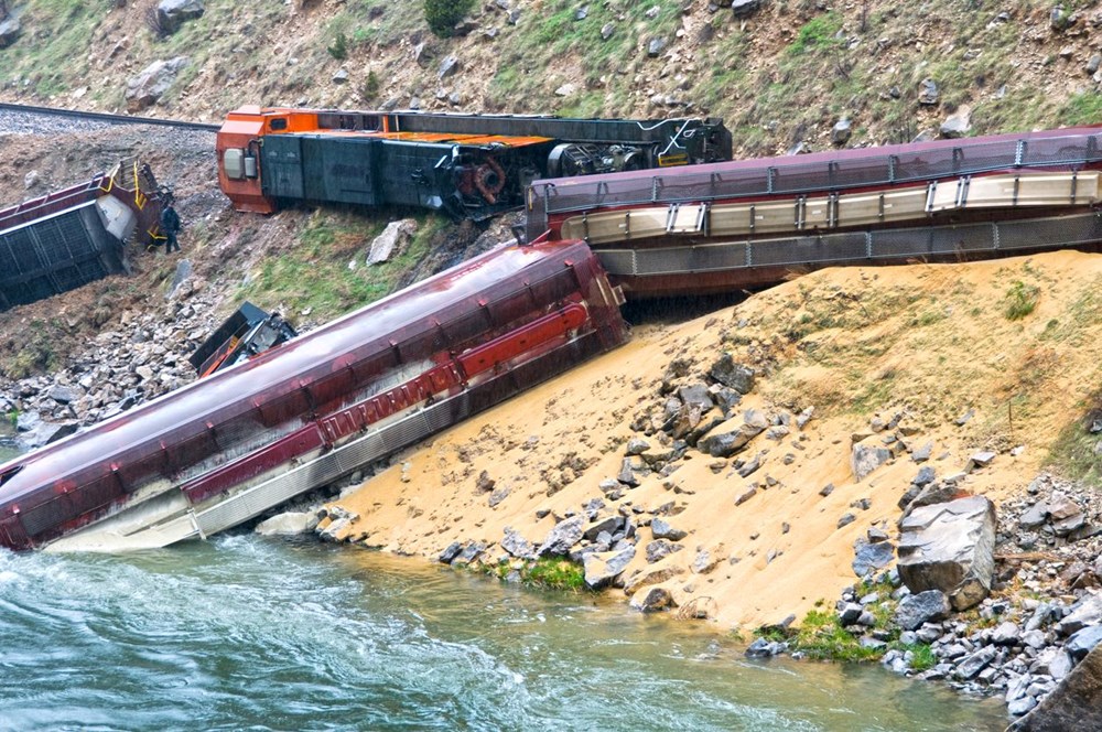 Bilim insanlarından Güneş fırtınası uyarısı: Tren kazalarına neden olabilir - 2