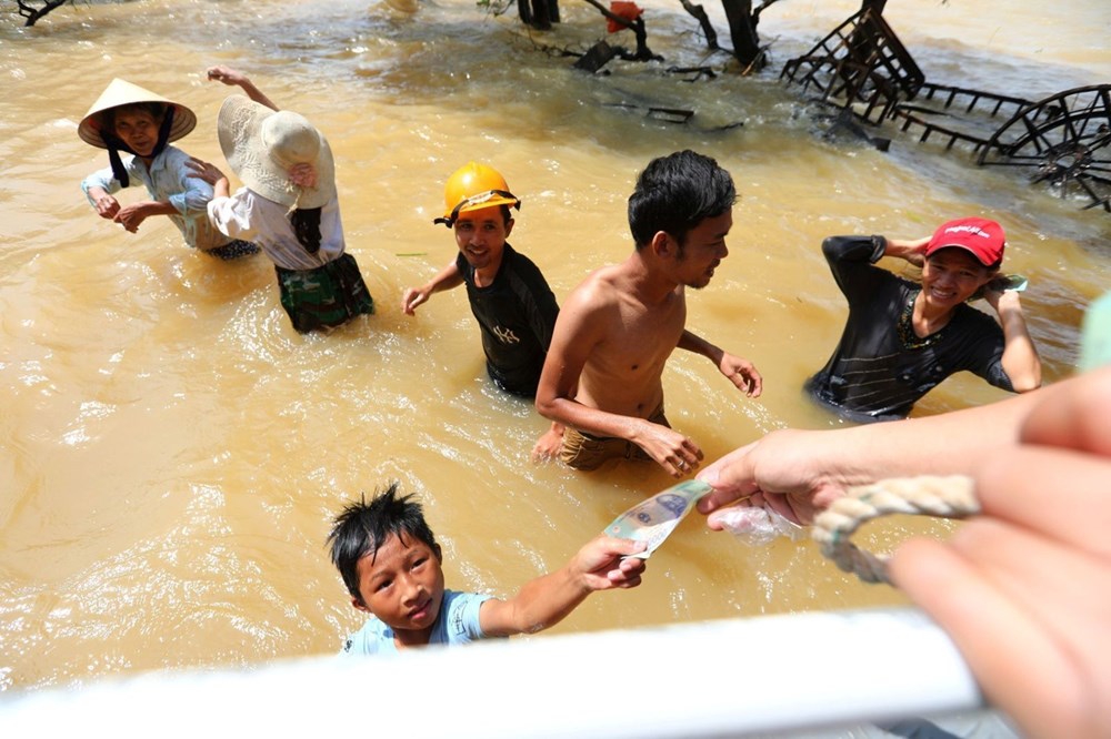 Vietnam'da aşırı yağışlar 130 can aldı - 4