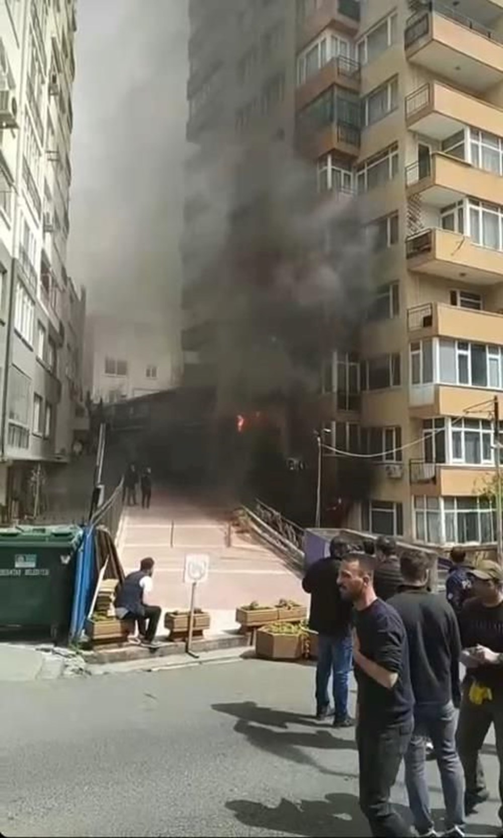 İstanbul Beşiktaş'ta yangın faciası: 12 ölü, 7'si ağır 11 yaralı - 6