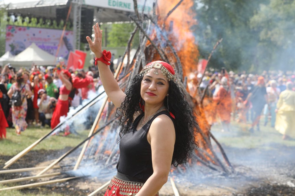 Edirne'de Kakava ateşi yakıldı 73 QEYB0C uJkOjc HIgY5H6g
