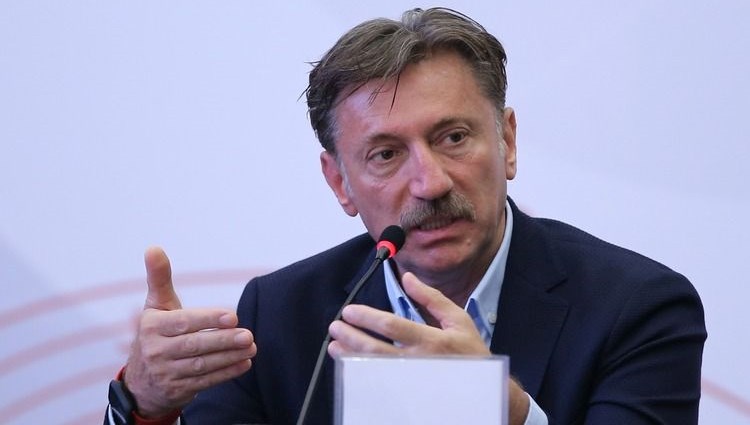 Pazarcı ile diyaloğu gündem oldu: Başakşehir Belediye Başkanı Hakan Bahadır kimdir?