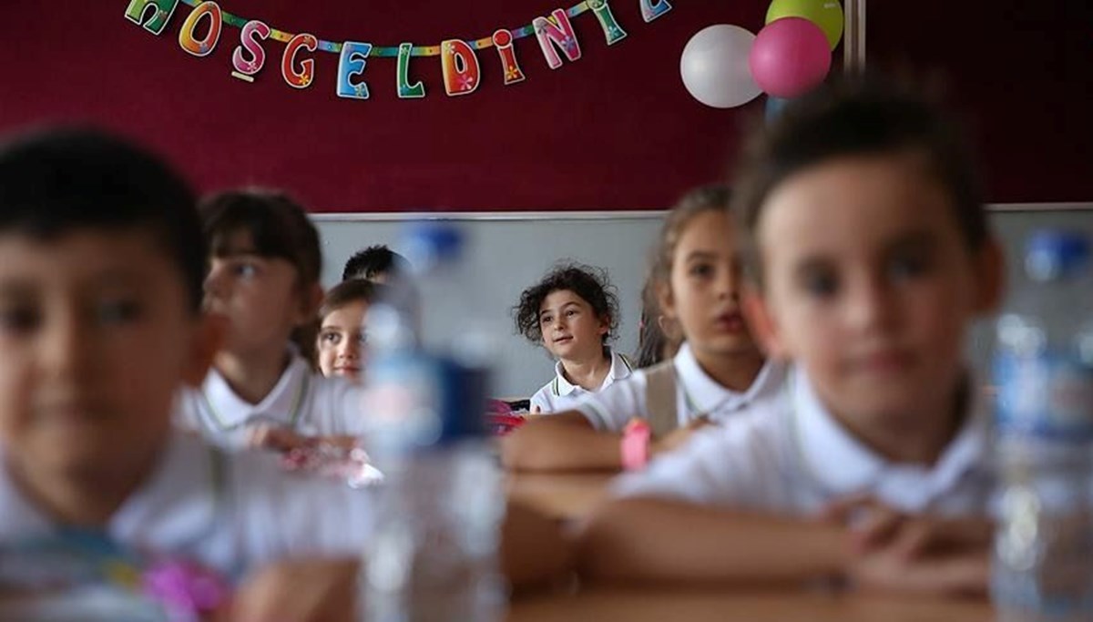 Okullarda uyum haftası ne zaman başlayacak? MEB 2024-2025 eğitim öğretim takvimiyle duyurdu Okullarda uyum haftası ne zaman başlayacak? MEB 2024-2025 eğitim öğretim takvimiyle duyurdu