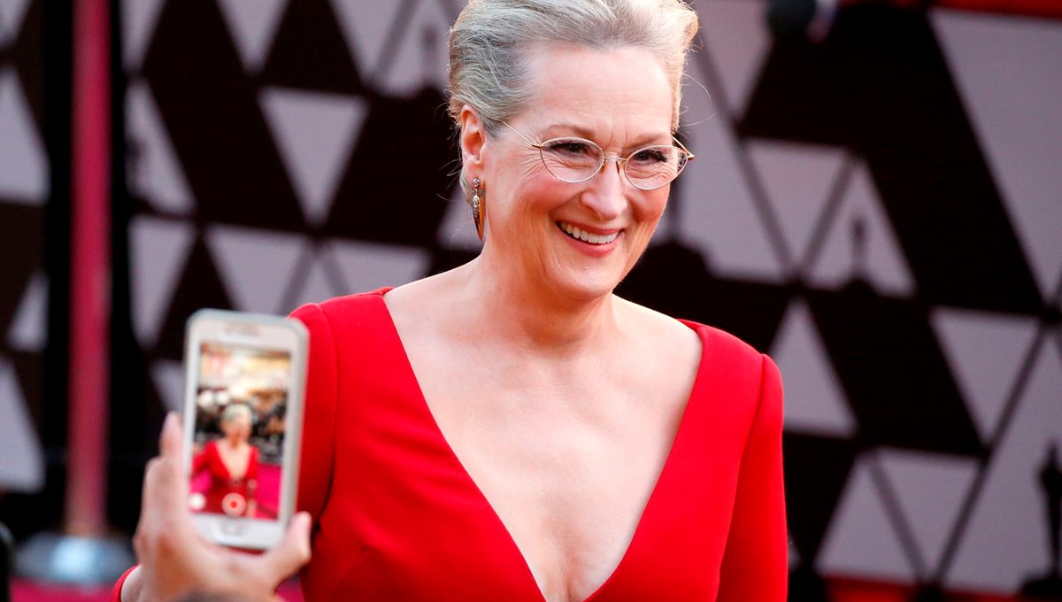 Grammy adayı Meryl Streep EGOT unvanına bir adım daha yaklaştı Grammy adayı Meryl Streep EGOT unvanına bir adım daha yaklaştı