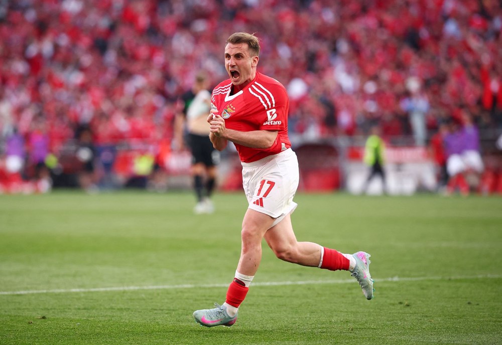 Kerem Aktürkoğlu'nun derbi performansı Portekiz'i büyüledi: