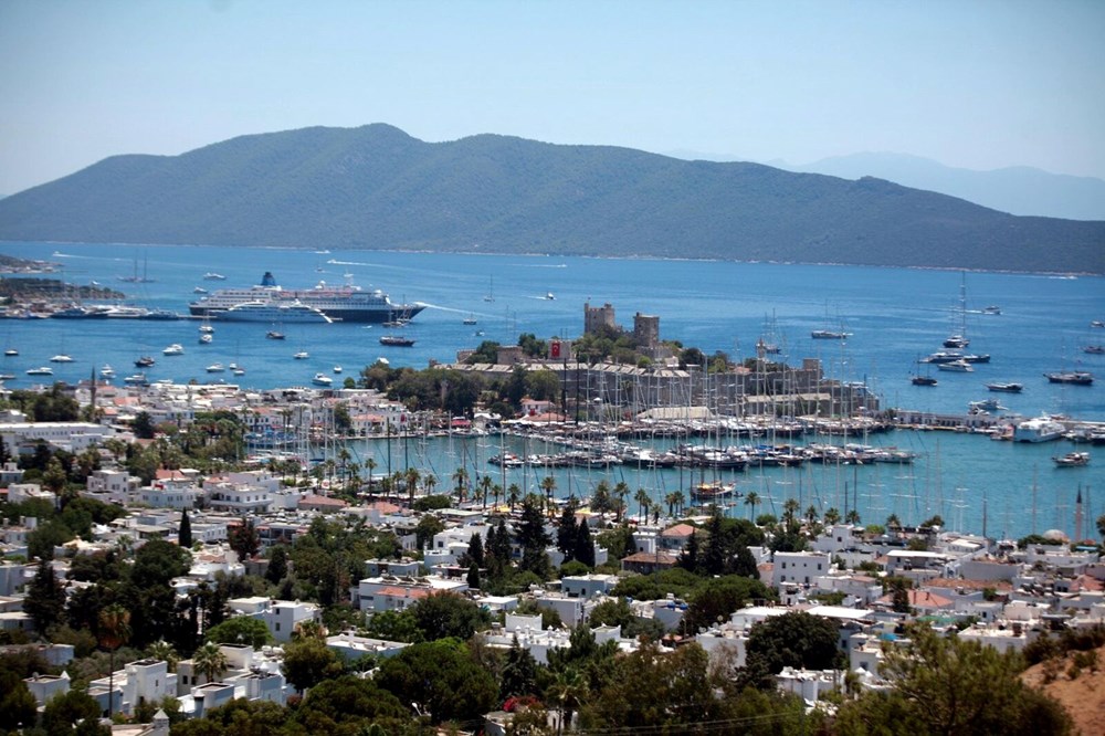 Bodrum'da tatil dönüşü yoğunluğu: Kilometrelerce araç kuyruğu oluştu - 3