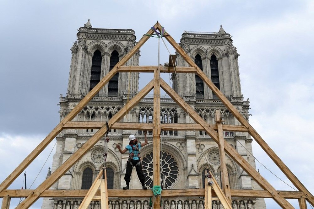 Notre Dame Katedrali restorasyonunda bağışlar kötüye mi kullanılıyor? - 3