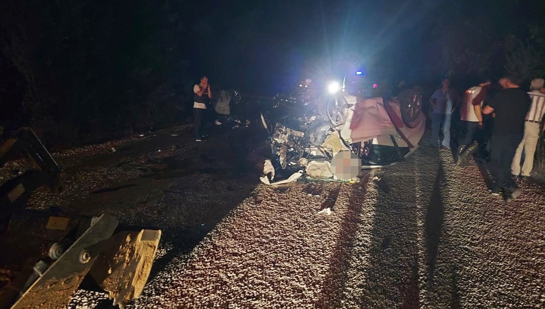 Çanakkale'de katliam gibi kaza: 6 ölü