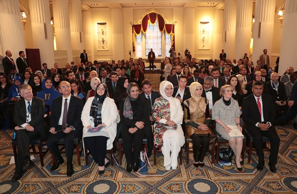 Emine Erdoğan'a "İnsani Hizmet Takdir Ödülü" verildi - 2