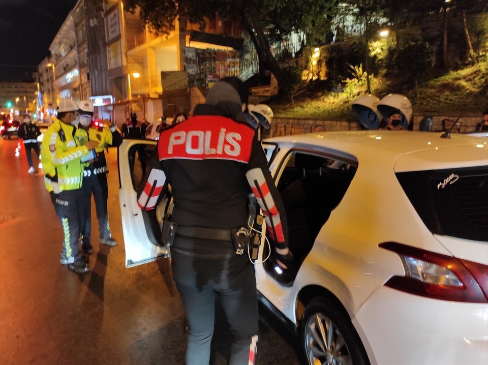 İstanbul'da "Yeditepe Huzur" uygulaması: 449 kişi gözaltına alındı - 1