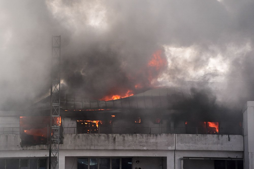 SON DAKİKA HABERİ | Sultanbeyli’de büyük yangın: Ekipler olay yerinde - 4