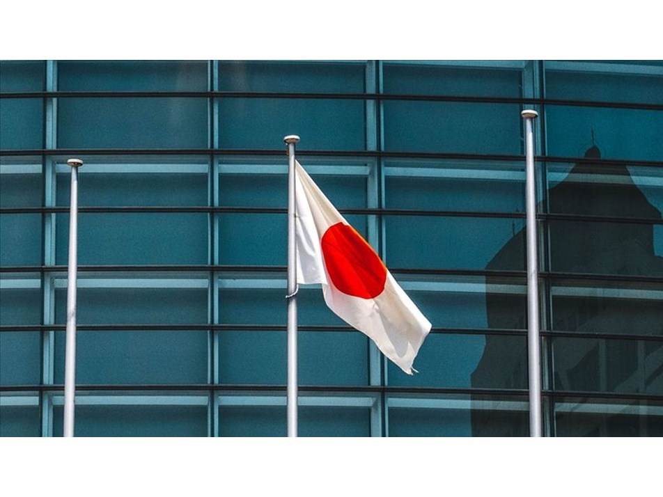 Japonya faize dokunmadı