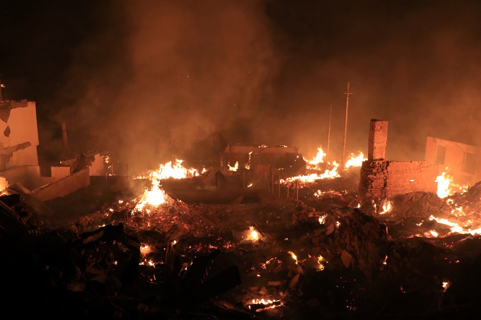 Kastamonu'da 43 köy evini etkileyen yangın kontrol altına alındı - 1