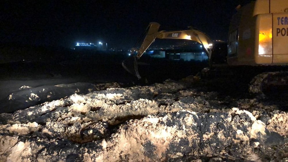 Atık su taştı, Tarsus-Adana-Gaziantep Otoyolu ulaşıma kapandı - 12