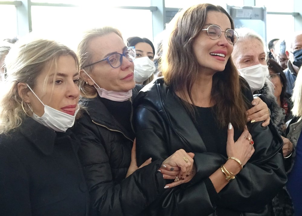 Özge Ulusoy'un babası için Ankara'da cenaze töreni - 3