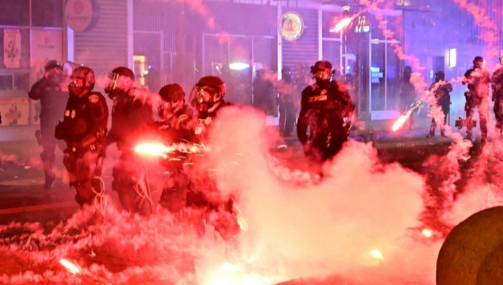 Los Angeles protestoları diğer şehirlere yayıldı