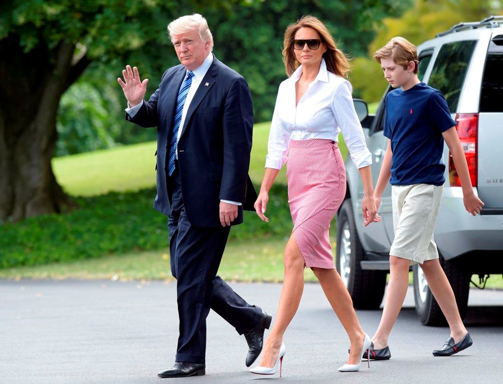 First Lady'yi giydirmek: Melania Trump'ın kıyafetleri ne anlatıyor? - 7