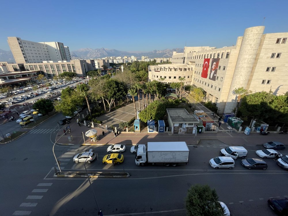 Saat 9'u 5 geçe hayat 1 dakika durdu - 14