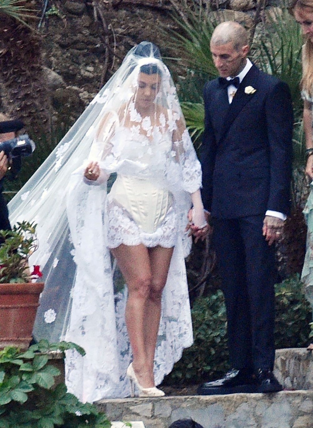 Kourtney Kardashian ve Travis Barker'ın İtalyan düğününden yansıyanlar - 2