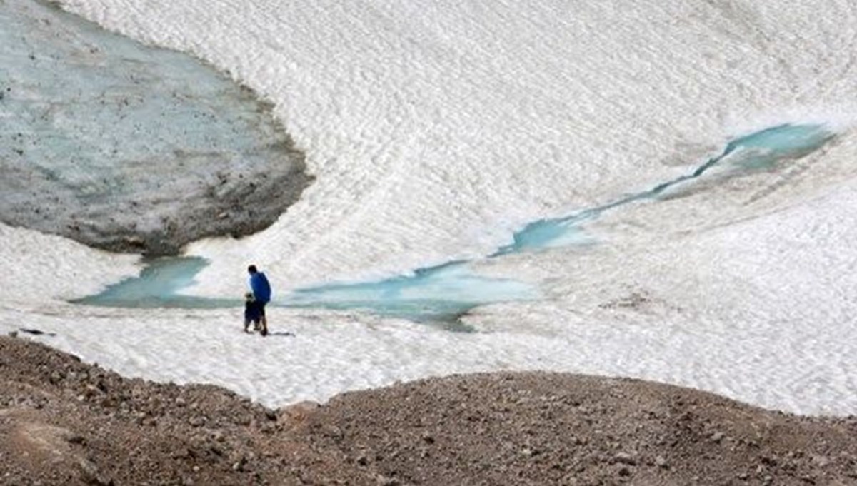 Almanya'da küresel ısınma etkisi: 5 büyük buzuldan biri eridi