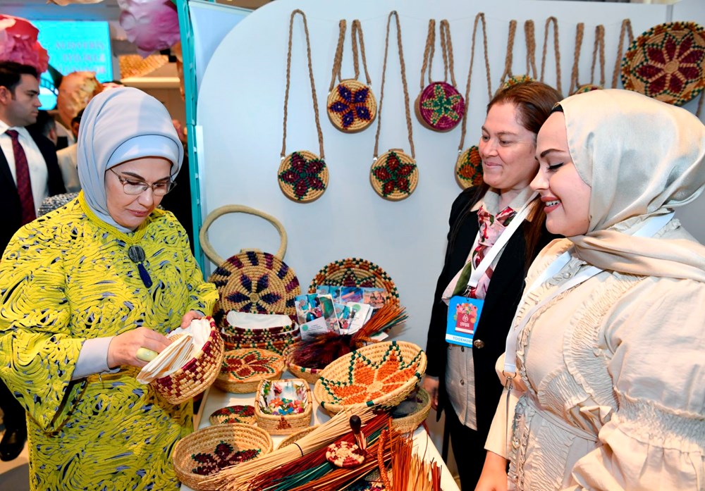 Ali Koç, Emine Erdoğan'a Fenerbahçe forması armağan etti 78 QRpO9ZqBBUqYqMlQ1yQmQg