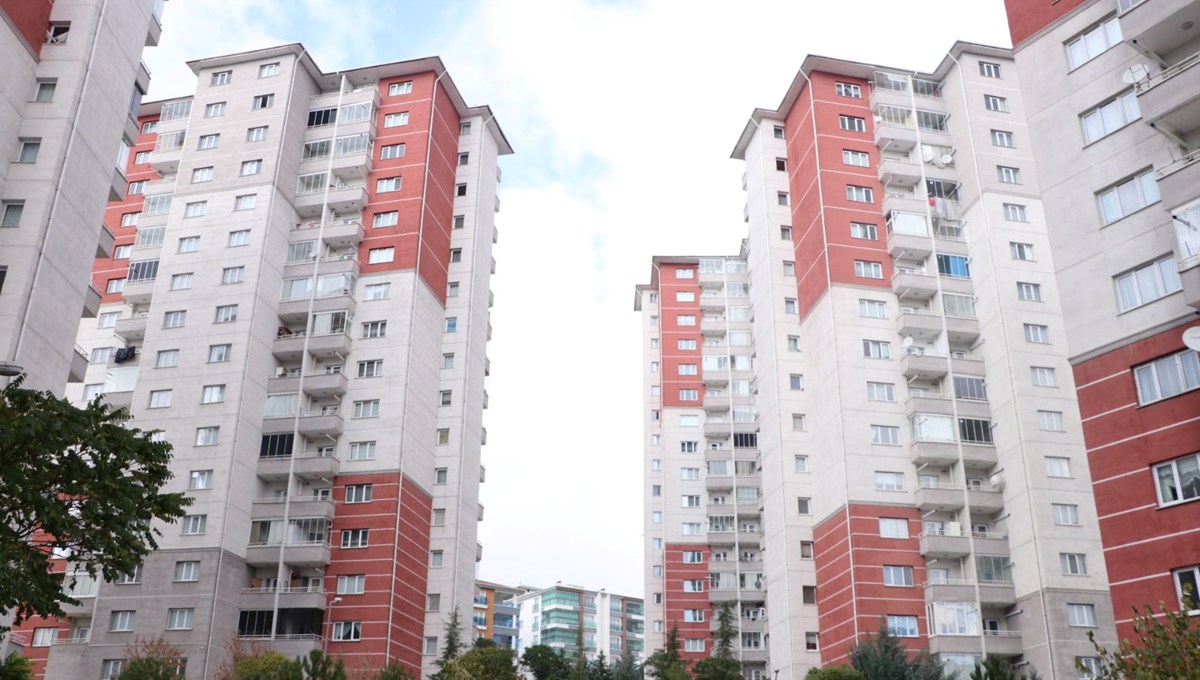 Sitede fahiş aidat artışına tepki Sitede fahiş aidat artışına tepki