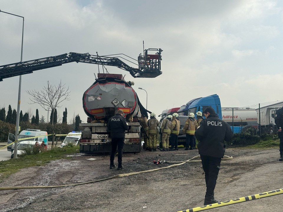 İstanbul'da akaryakıt tankerinde patlama: 2 ölü - 2