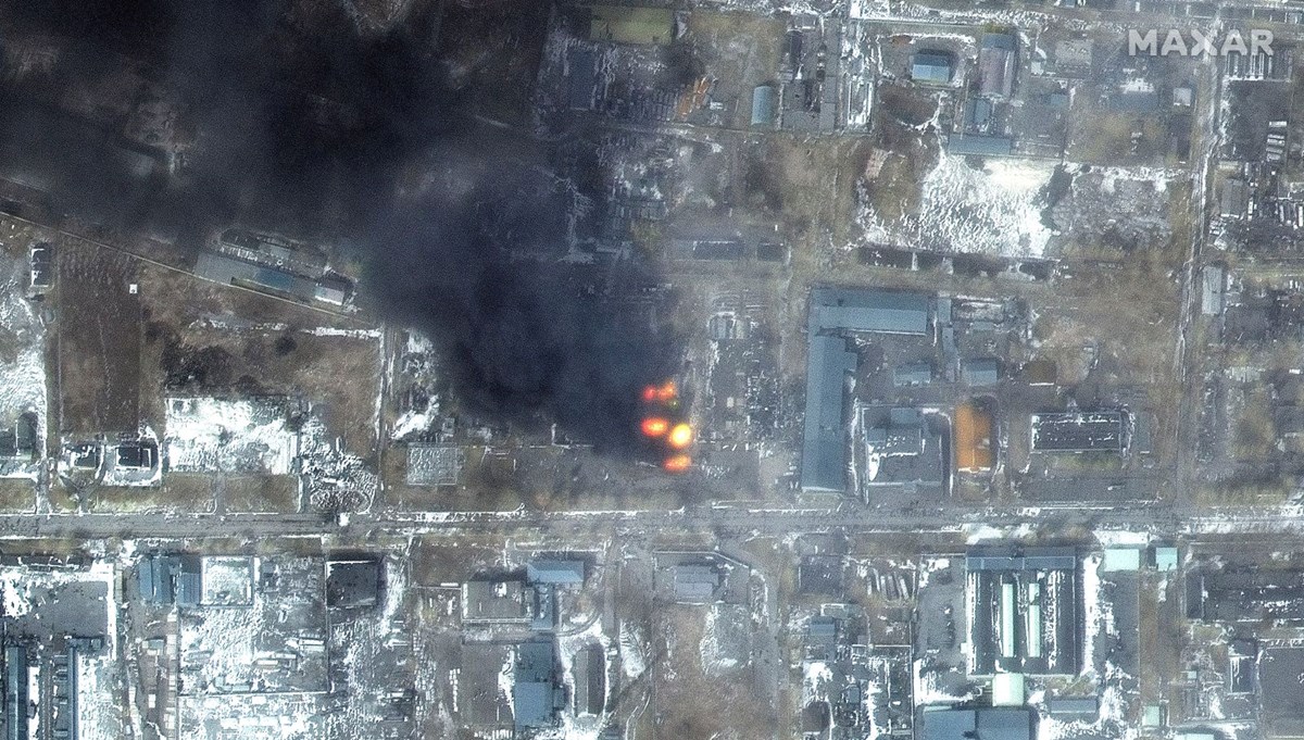 Rus ordusu Mariupol'ü vurdu