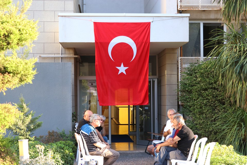 Şehit ailelerine acı haber verildi - 1