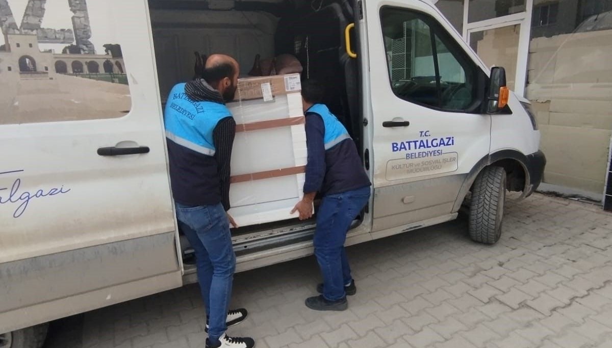 Belediyeden evlenecek çiftlere eşya yardımı