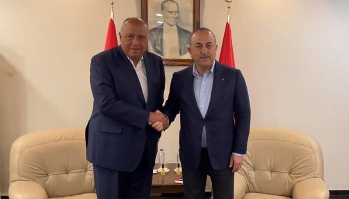 Bakan Çavuşoğlu: Türkiye ile Mısır arasındaki ilişkilerin gelişmesi her iki tarafın yararınadır