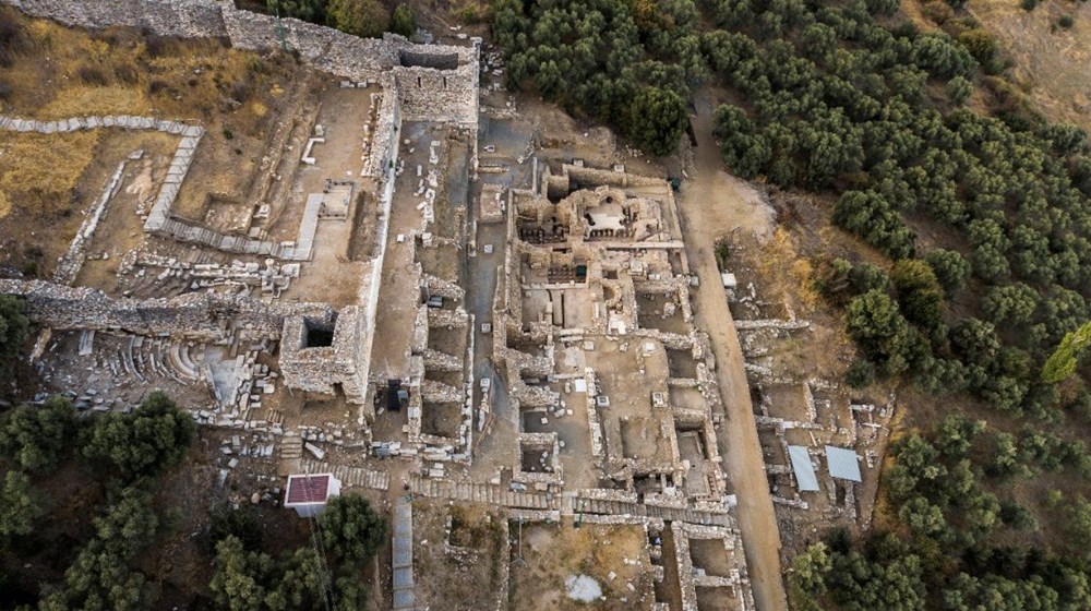 Metropolis Antik Kenti kazılarında birbiriyle bağlantılı 4 sarnıç bulundu - 3