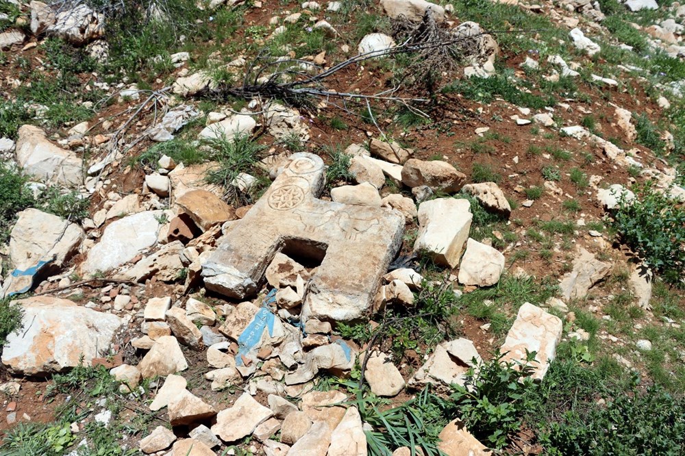 Kırmızı bültenle aranan tarihi mezar taşı bulundu - 2