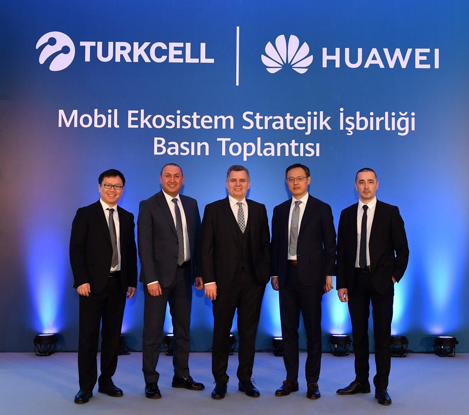 Turkcell ve Huawei, önümüzdeki dönemde 1 Milyon adet Huawei Mobil Servis destekli telefon satmayı hedefliyor - 1