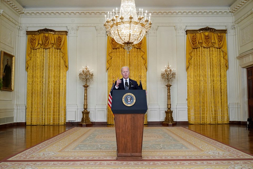 ABD Başkanı Biden: Rus askerlerinin çekilmeye başladığını henüz doğrulamadık - 1