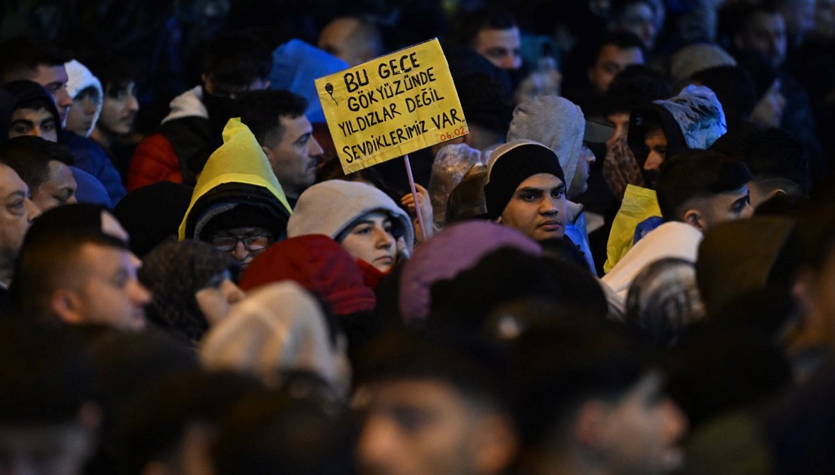 Depremin 2. yılında kayıplar anılıyor