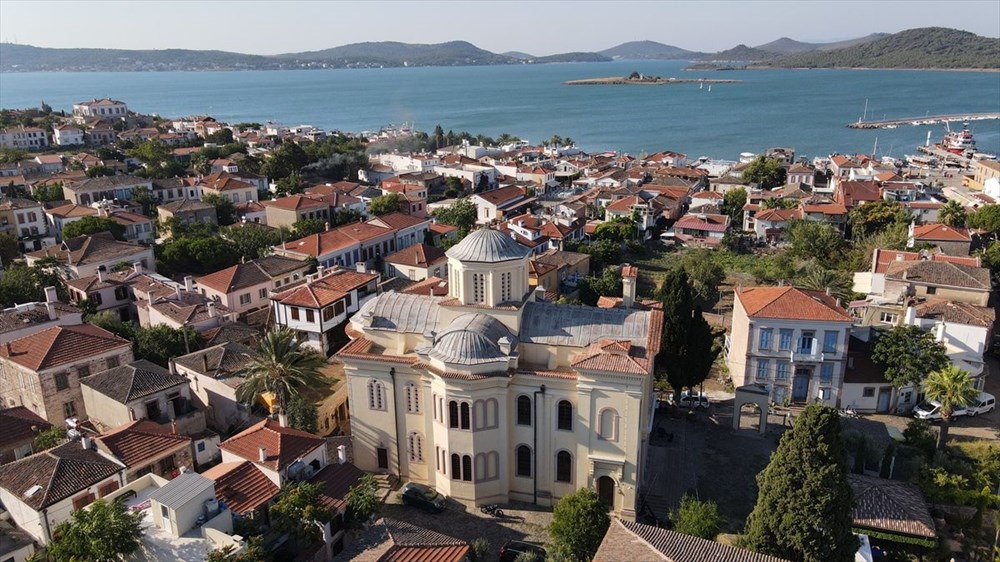 Cunda Adası'nda doluluk yüzde 100'e ulaştı - 2