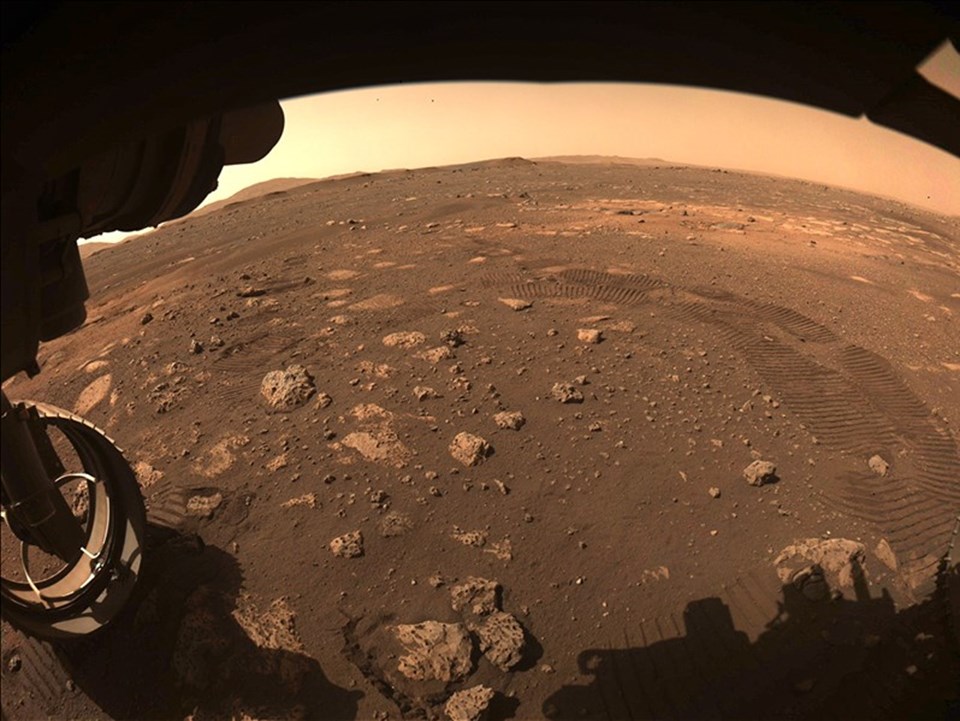 Perseverance Mars'ta ilk test sürüşünü gerçekleştirdi - 1