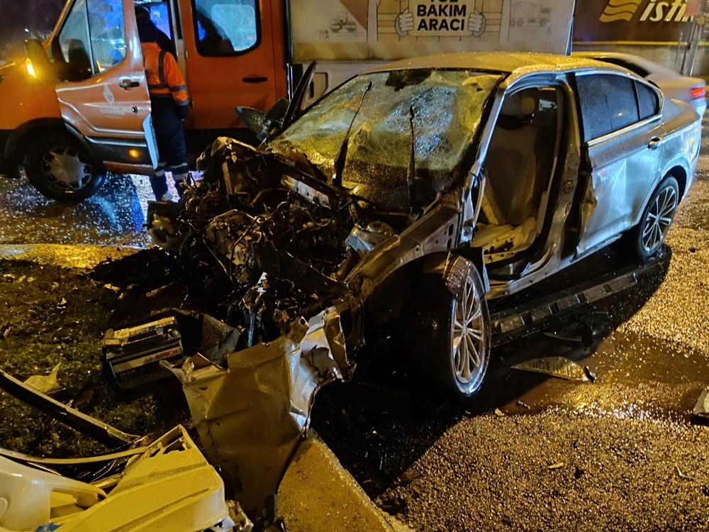 Kadıköy-Kartal Sahil Yolunda Feci Kaza: 6 Yaralı